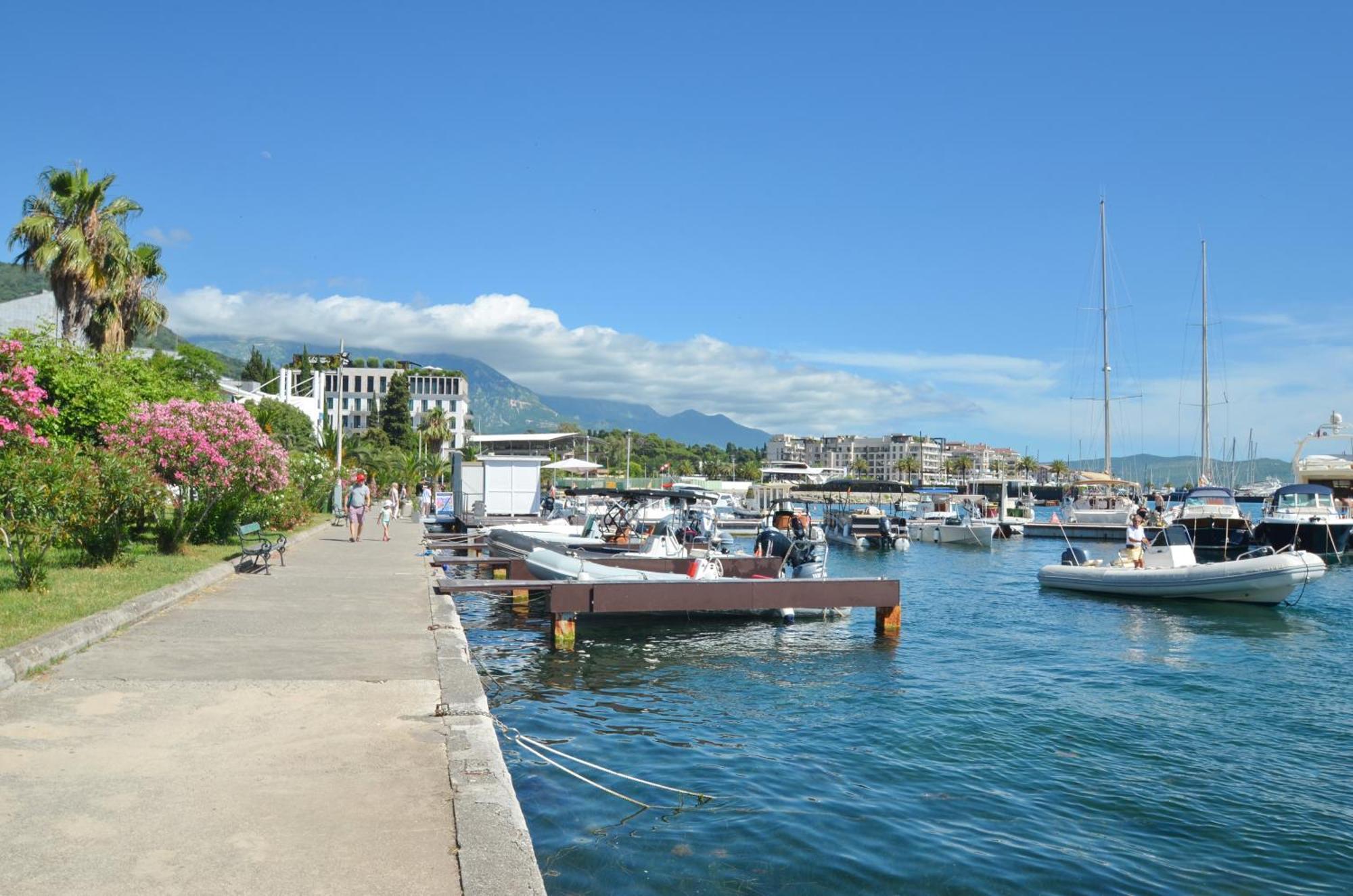 Trojanovic Apartments Tivat Dış mekan fotoğraf