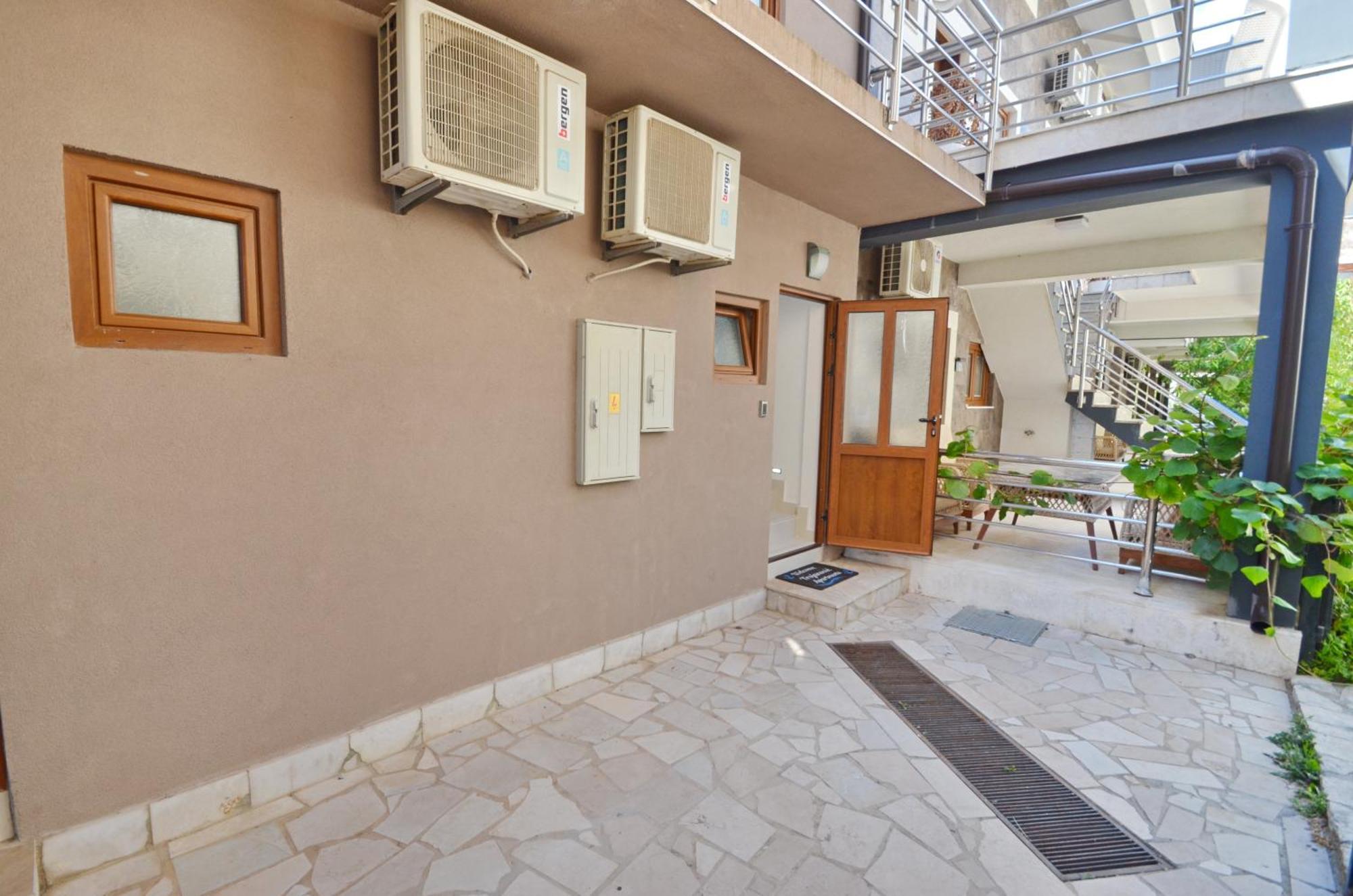 Trojanovic Apartments Tivat Dış mekan fotoğraf